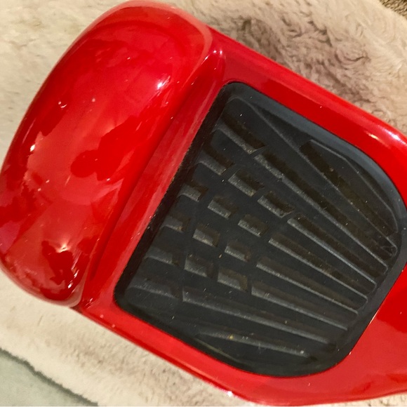 RED HOVER BOARD - Picture 3 of 4